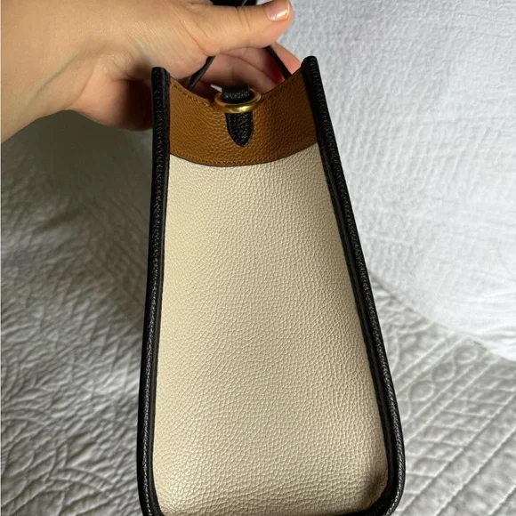 Coach Field Tote 22 Bag leather color block - Picture 2 of 7